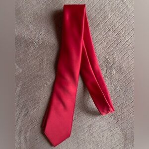 Elegant Red Silk Men's Tie